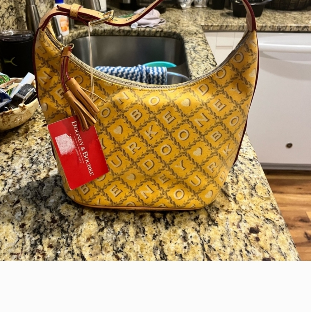 Dooney & Bourke NWT